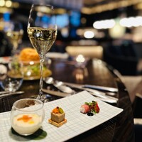 DINING & BAR TABLE 9 TOKYO - 