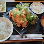 美蔵 - 豚の唐揚げ定食 900円 ♪