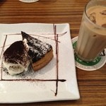 cafe qroth - バニラクッキーチーズケーキ？