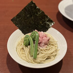 酒肴場 屯 - 【限定】山菜和え玉¥400