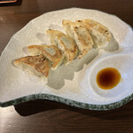 麺や 彰貴 - 焼きギョーザ　¥380