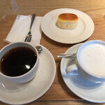 CAFE 水とコーヒー 新青森駅店 - 