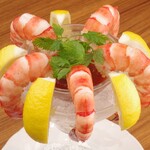 Jumbo cocktail shrimp