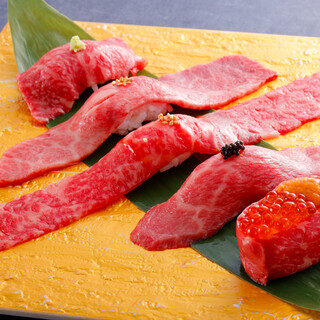 A5ランクの肉寿司が大人気です！