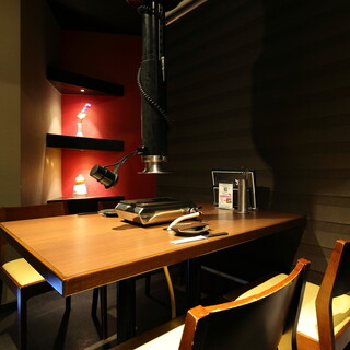 Fully equipped with semi-private and fully private rooms! Enjoy your meal in a private space