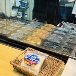 Sankou Sobaten - ◎鯛焼きも売っている。