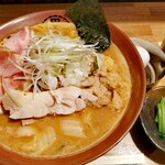 麹らぁめん 田祭木 - 