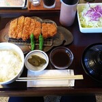 とんかつ 萬福 - ロースかつ定食　1400円