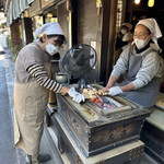 あぶり餅 本家 根元 かざりや - 