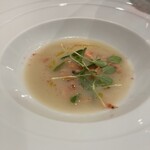 Nakamuraya - スープは白いんげんと桜エビ