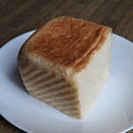 ドラゴーネ - ふんわりとろける生食パン　450円