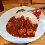 スワチカ - メンチカレーライス