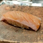 鮨なかもと - 鰤