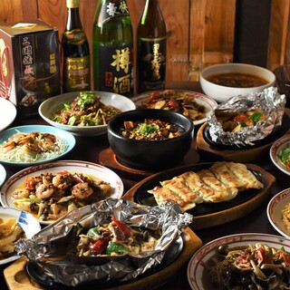 From authentic Shaoxing wine to classics. Drinks that go well with Chinese Cuisine are also available.