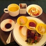 エクシブ琵琶湖　 - エクシブ琵琶湖で晩ご飯。
            和洋中バイキングだったので好きなものだけをお皿にゲット(｡ゝ∀・)