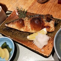 大山鶏と鮮魚 居酒屋 まいか - 