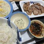 松屋 - 2枚肉豚焼肉定食（790円）