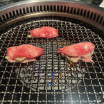 東京焼肉 一頭や - どのお肉も柔らかく高品質