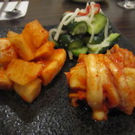 KollaBo - キムチ盛り合わせ
      
      
      