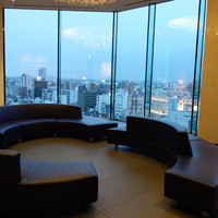 R restaurant & bar - 