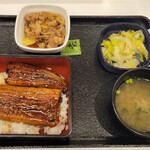 Yoshinoya - 鰻重牛小鉢セット