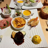Osteria UVA RARA 横浜 - 