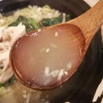 Shin kainanki - 鶏そばのスープこく旨♪