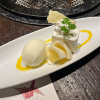 牛牛 西麻布 総本店 - 