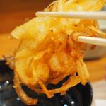 卓 - 小エビと新玉ねぎのかきあげその５