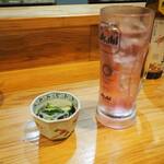 卓 - 酢の物、シソチューハイ