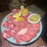 焼肉ホルモン 大大吉 - 