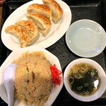 きんせい - きんせい　チャーハン800円＋餃子590円