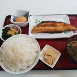 Yokkaichi Himono Shokudou - 縞ホッケ朝定食で小鉢は２つに