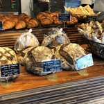 パン・デ・フィロゾフ - 内観