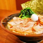 源家 - ラーメン一例