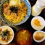 かとむら - 油そば定食（中盛）