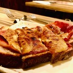 ふらんす大衆酒場 パ・マル - ブルーチーズと生ハム