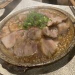 Tamatsubaki - 豚肉陶板焼き