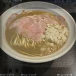 弘明寺丿貫 - 煮干蕎麦　900円