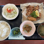 ホテル上代 - 料理写真:大山鶏の手作り唐揚げ定食