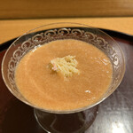 日本料理 太月 - 少な目コース２３１００円。毛蟹とフルーツトマトのすり流し。トマトの酸味が強く、毛蟹が活きてこないです。。。