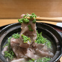 日本料理 太月 - 少な目コース２３１００円。花山椒鍋。惜しみなく花山椒を使い、和牛のしゃぶしゃぶと合わせたこの品です。こちらの春の風物詩です。とーっても美味しくいただきました（╹◡╹）（╹◡╹）