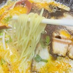 Akin Do Ramen - 湯気でボヤけて、ごめんなさい。