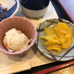 犬山とんかつ 大安 - ランチの副菜