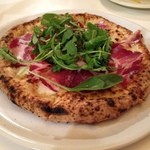 シシリヤ - プロシュート♪生ハムはもちろん、しっかりした味のルッコラが美味