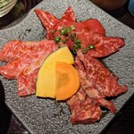 Yakiniku Aguri Nitta An - カルビ・ハラミ・ロース♪