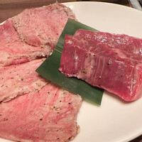焼肉うしごろ 新宿三丁目店 - 