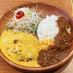 びっくりドンキー - メルティーチーズバーグディッシュ＆カレー