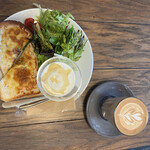 MONZ CAFE - 