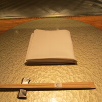 鉄板焼 しろや 銀座亭 - テーブルセッティング